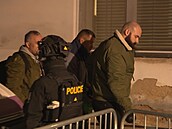 Karlose Vémolu vedou do nemocnice