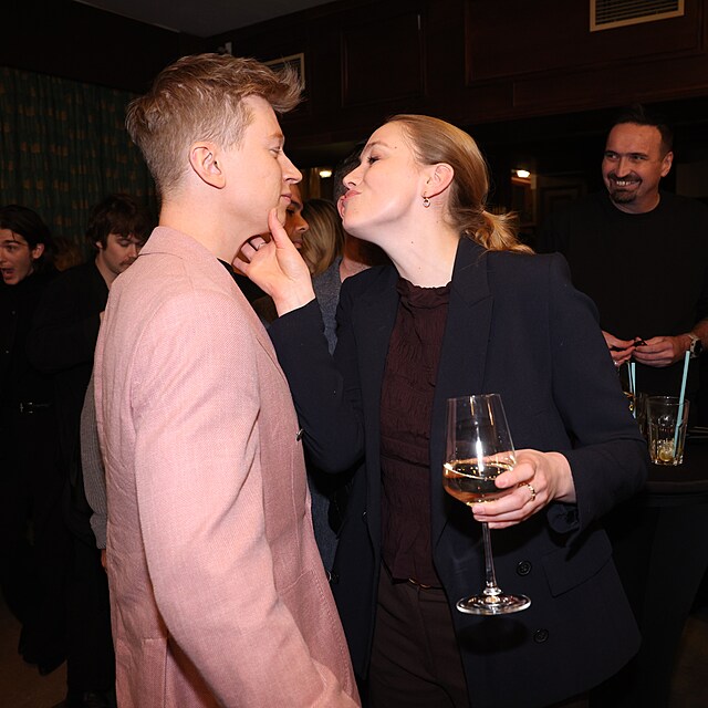 Adam Mi��k se cel� ve�er dob�e bavil.
