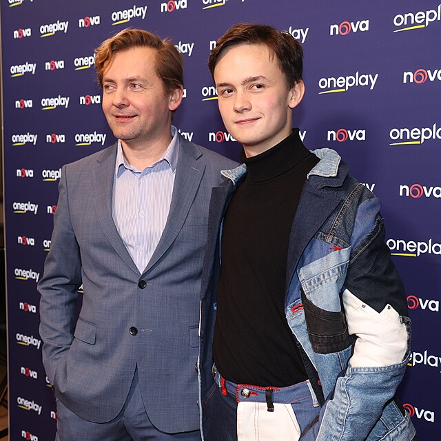 Petr Ln�ni�ka, Maxmili�n Kocek