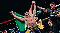 Will Fleury po výh�e nad Martinem Budayem.