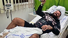 Karlos Vémola na nemocni�ním l��ku. (Archivní fotografie)