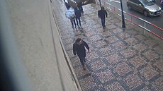 Mu�, který m�l pomáhat vrahu Kozákovi s kufrem