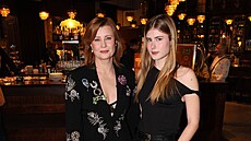 Jitka Schneiderová a její dcera Sofie.