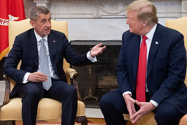Česko má také pozvánku do Trumpovy Rady míru. Vyjádřit se má Babiš i Macinka