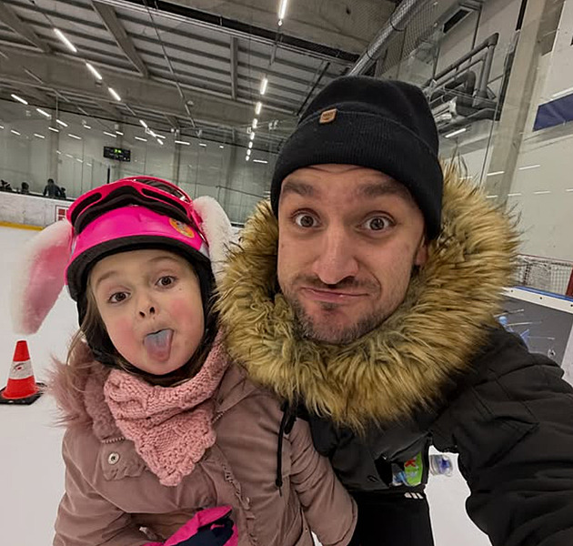 Tary vysvětluje chování své dcery: Je to jenom pro content, ve skutečnosti je slušně vychovaná