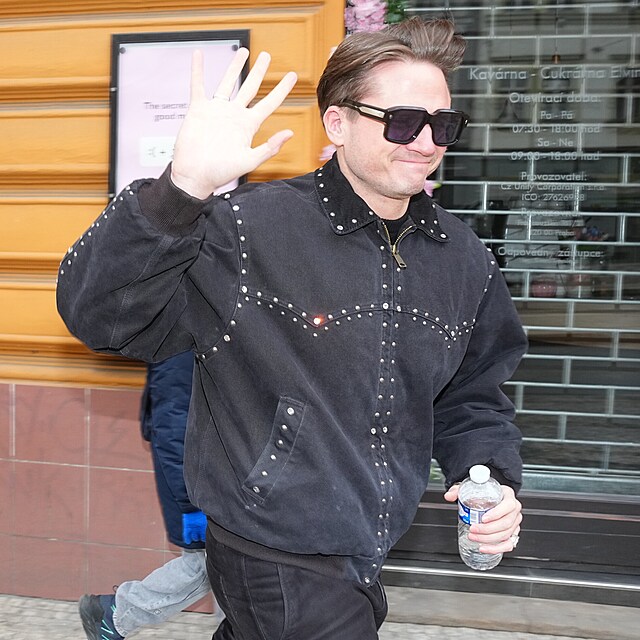 Ond�ej Brzobohat� zam�val fotograf�m.