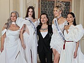 Monika Exlerová, Michaela Tomanová, Sarah Vu, Viktoria Güllová a Sam Dolce na...