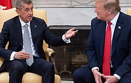 Americký prezident Donald Trump ve �tvrtek v Bílém dom� p�ivítal �eského...