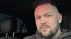 Jakub V. má tvo�it pár s Myslivcovou n�kolik m�síc�. Je to milovník aut a také...