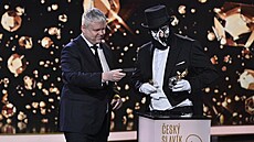 Jakub Horák p�edává �ezníkovi slavíka.