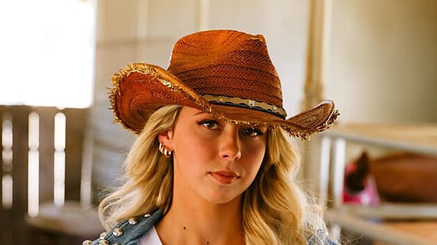 Co se stalo s Hawk Tuah Girl?