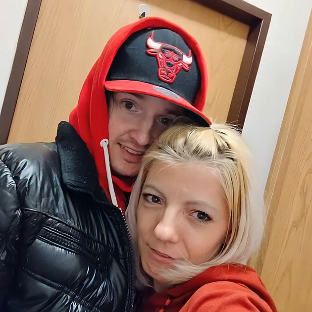 Shopaholic Adel je opět s Ondym Mikulou: Jde jim jen o čísla, reagují lidé