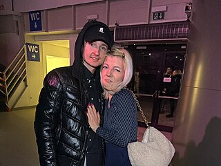 Shopaholicadel s p��telem na turnaji Clash 15.