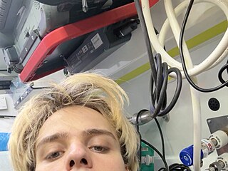 Opata odvezla policie