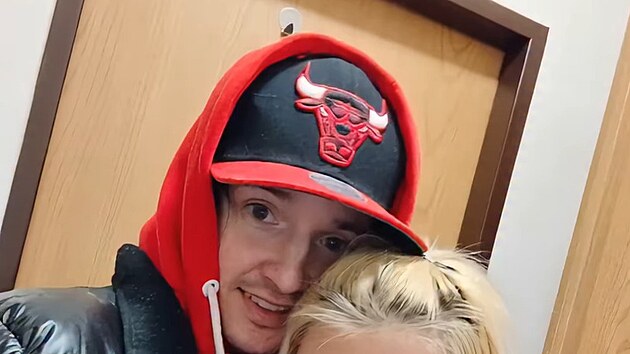 Shopaholic Adel se vr�tila k Ondymu Mikulovi