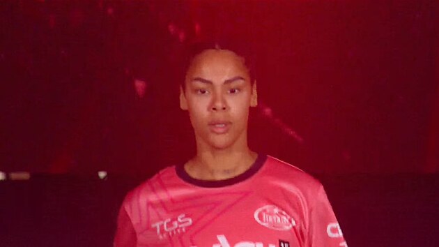 Angie Mangombe z�pasila v Clashi t�hotn�
