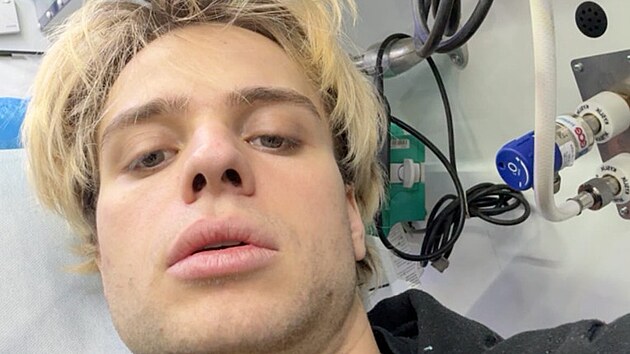 Opata odvezla policie