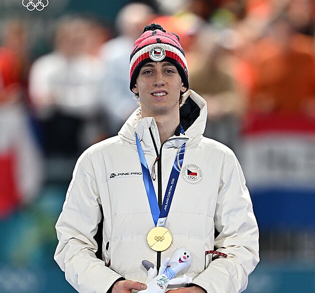 Metod�j J�lek se svou zlatou medail�