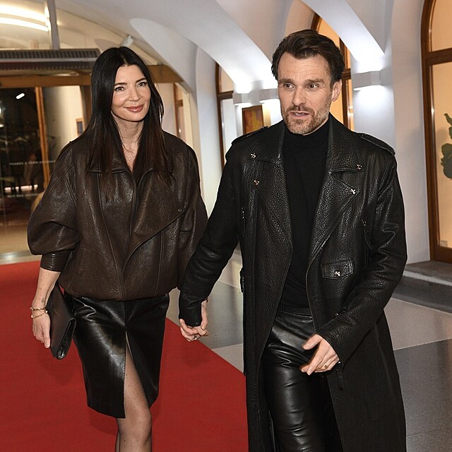 Leo� Mare� s Monikou po del�� dob� ve spole�nosti.