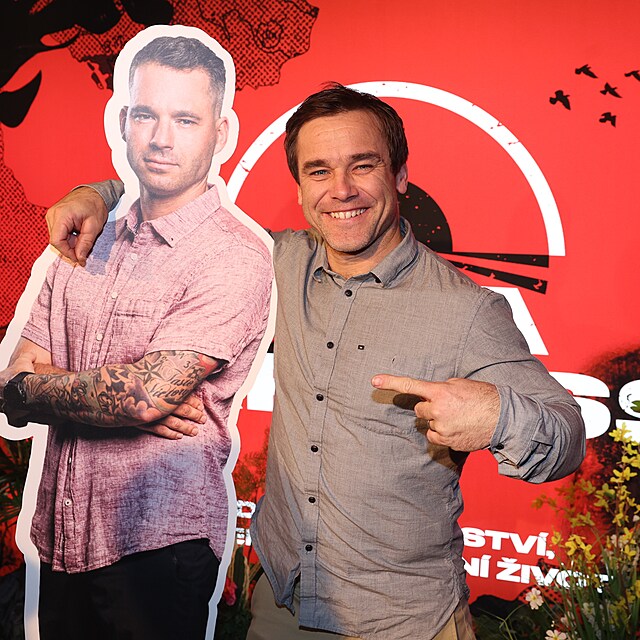 Vav�inec Hradilek s par��kem Tom�em Slav�kem, kter� se nemohl dostavit osobn�.