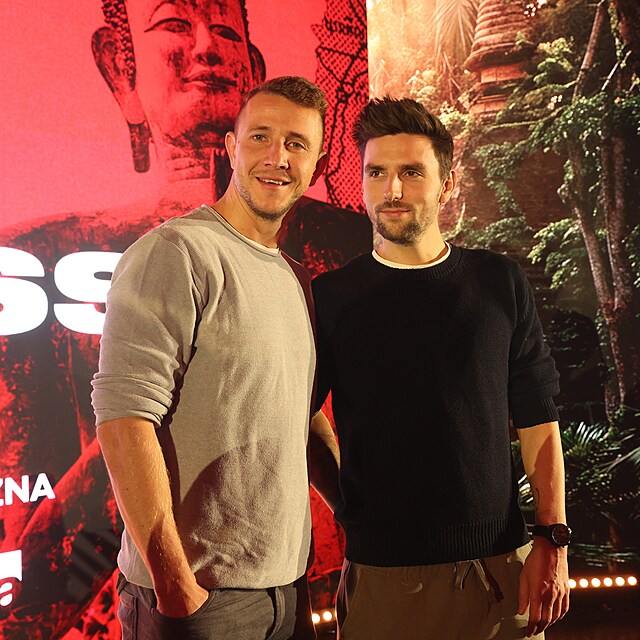 Moder�tory Asia Expressu jsou Va�ek Mat�jovsk� a Jakub �t�fek.