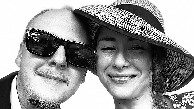 �t�pán Kozub je oficiáln� s kolegyní z divadla Barbarou Kanyzovou.