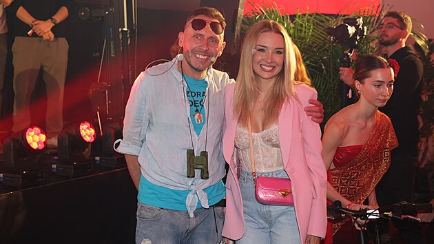 Jan Tuna, Nicole �áchová