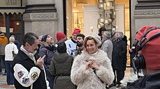 Ji�í Langmajer alias trenér Hrouzek v Milán�! Svou seriálovou partnerku Hanu...