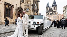 P�ivezla je limuzína.