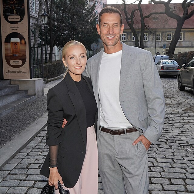 Martin Ko���l s man�elkou Nikolou na premi��e Extr�mn�ch prom�n