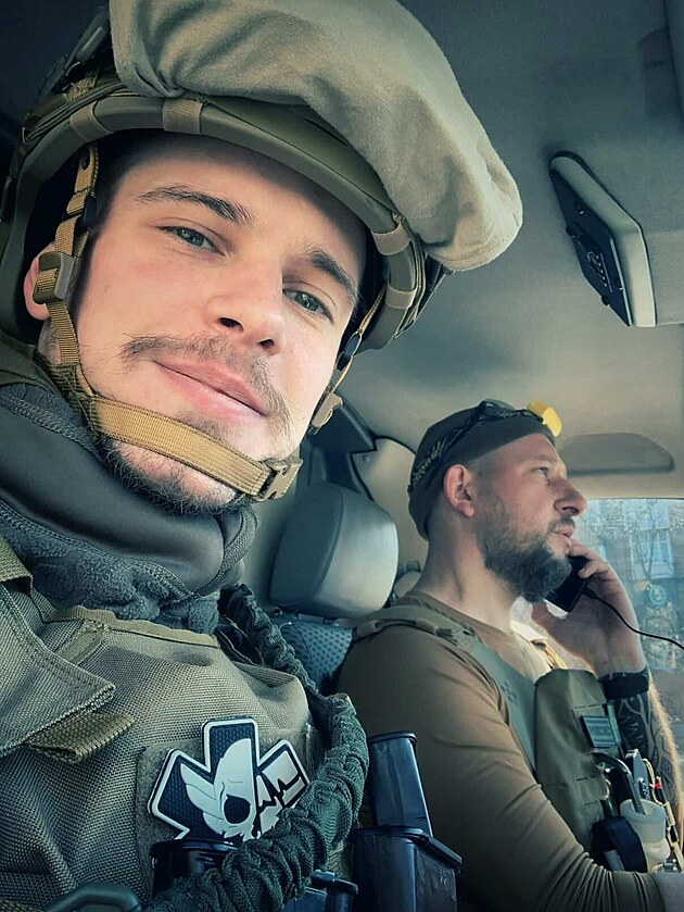 Baletn� tane�n�k Oleksij Potiomkin promluvil o sv�m dobrovoln�m vstupu do...