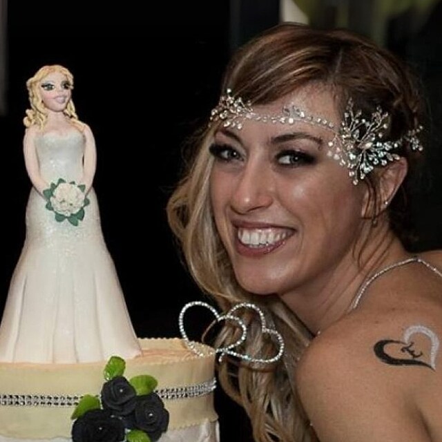 Laura Mesi si vzala sama sebe