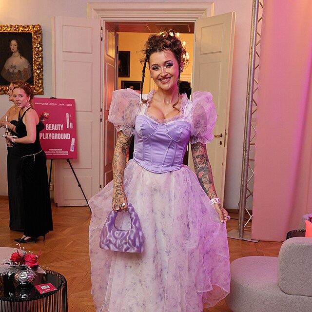 Sharlota Blakk na nejv�t��m beauty eventu roku 2026, kter� se konal v Lobkowick�m pal�ci na Pra�sk�m hrad�.