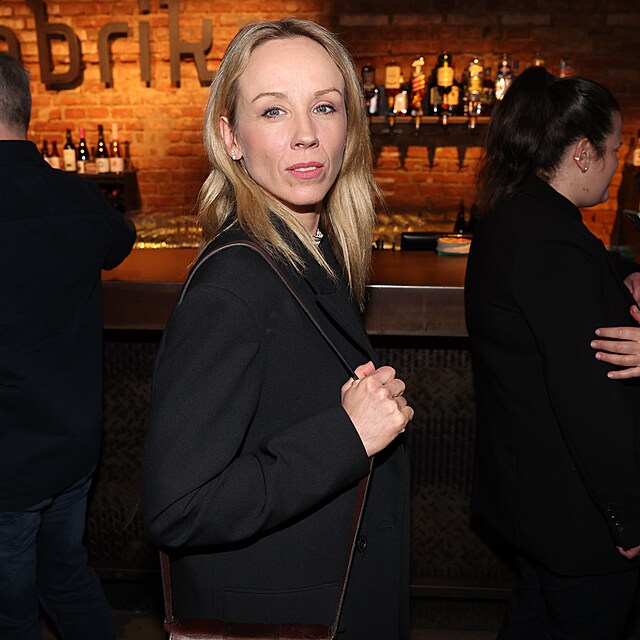 Petra H�eb��kov�