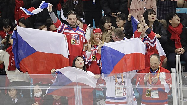 �e�tí fanou�ci na paralympiád�