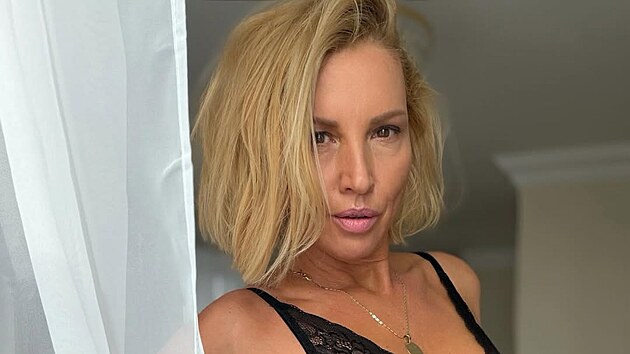 Yvona Mal��ov� Krainov�