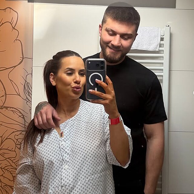 B�ra St��tesk� je v porodnici