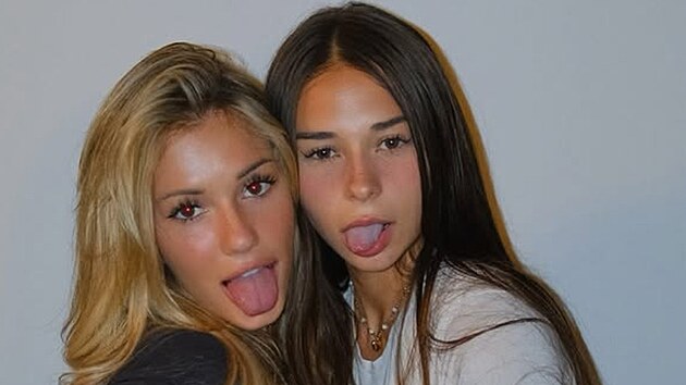 Sophie Rain a Breckie Hill ovl�dly internet