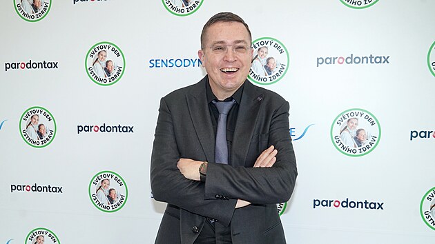 Akci Sensodyne si nenechal ujít Roman �mucler