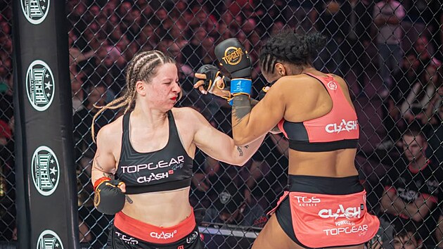 Posledn� z�pas  influencerky M�ny s Angie Mangombe