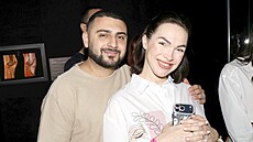 Kamila Nývltová se snoubencem Eddiem