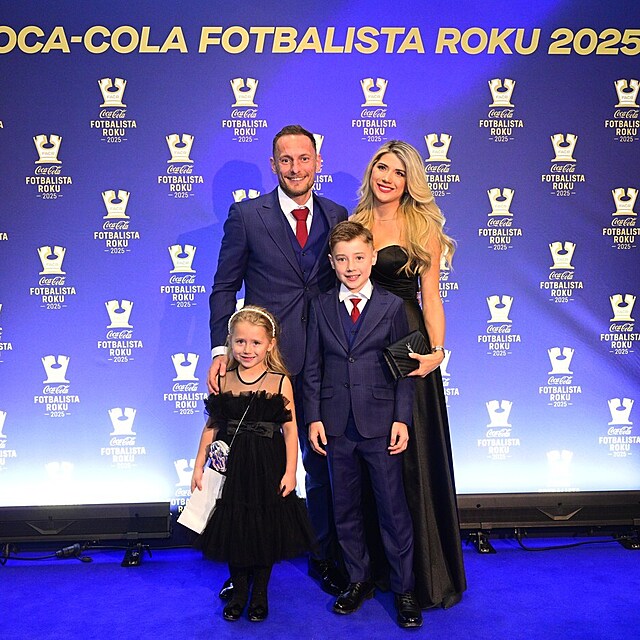 Fotbalista roku 2025: Vladim�r Coufal s rodinou