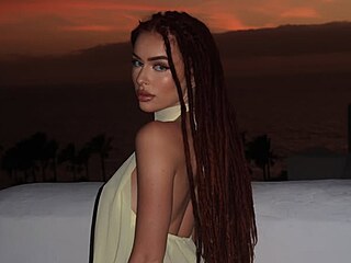 Rachel Karni�ov� se roz�iluje