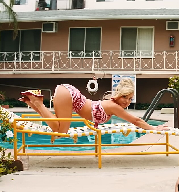 Sydney Sweeney v Euphorii