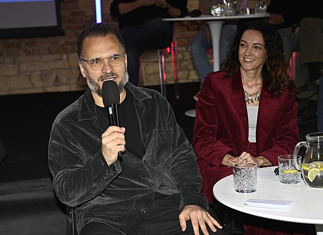 Radovan S�brt na tiskovce Oneplay