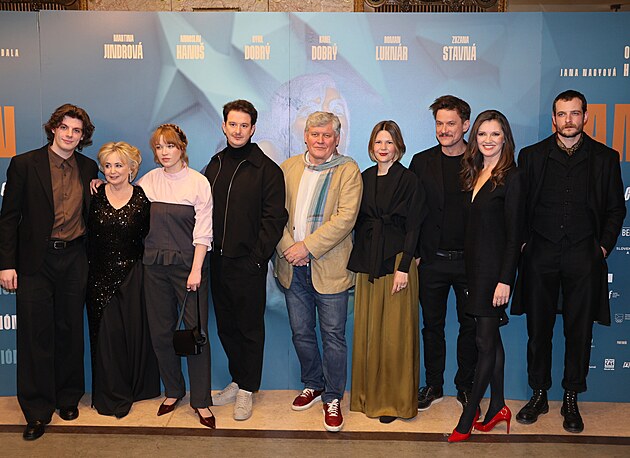 Na premi��e filmu �ampi�n se objevili herci Jana Nagyov� , Miroslav Hanu�,...