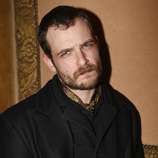 Cyril Dobr� m� charisma.