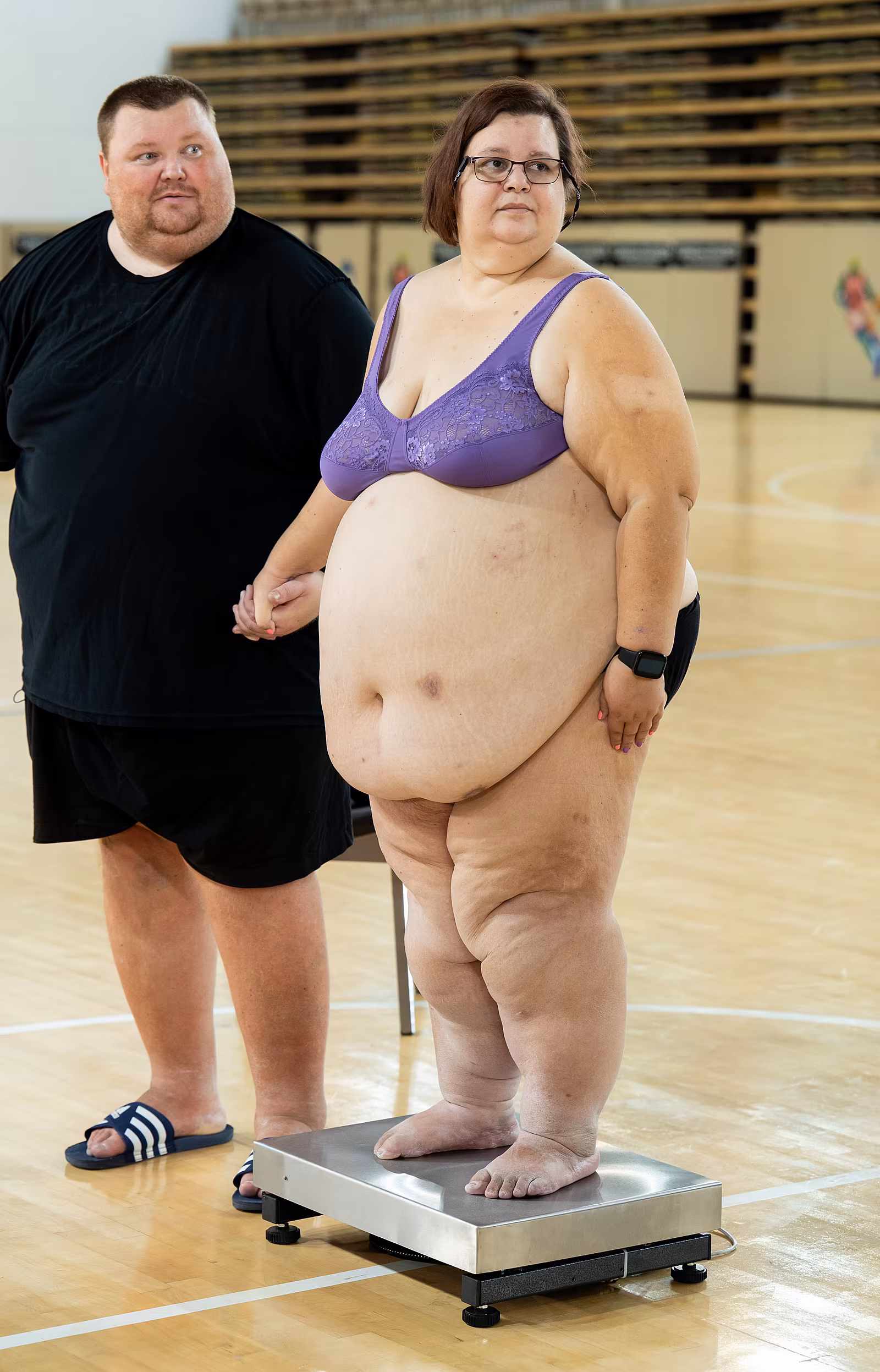 Man�el� Juhosovi bok po boku na za��tku cesty, kter� m�la zachr�nit zdrav� i...