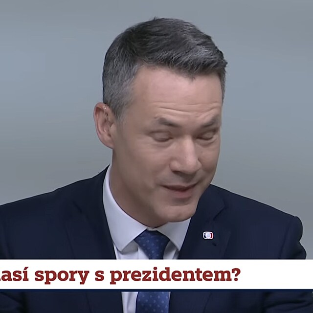 Martin �ezn��ek b�hem jedn� z nejvypjat�j��ch pas�� po�adu. Moder�tor tentokr�t �elil i p��m� v�tce, �e jeho ot�zky byly manipulativn�.