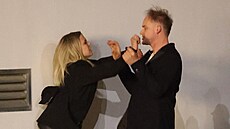Blondýnka u� toho m�la o�ividn� dost a vztahovou debatu zakon�ila dost pádným...